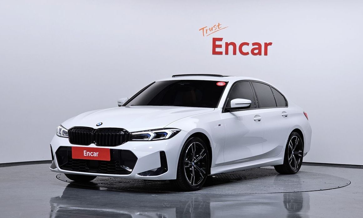 BMW 3-Series 320i M Sport, 2023