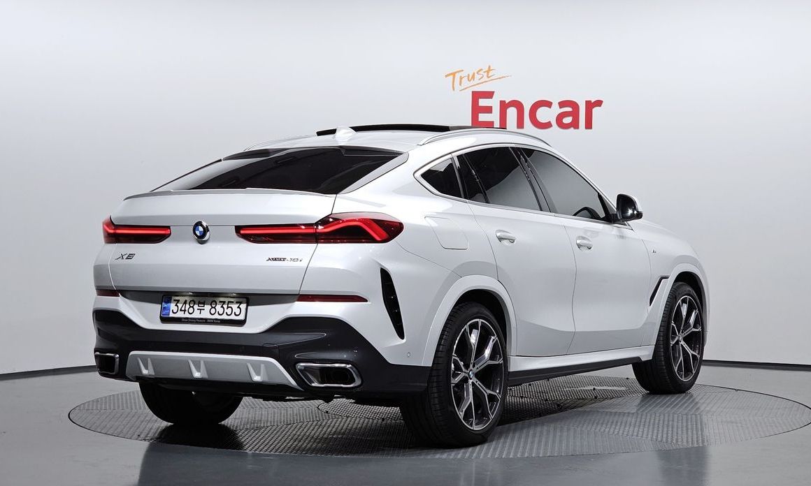 BMW X6 xDrive40i M Sport, 2023