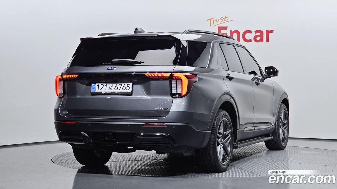 Ford Explorer 2.3 ST-Line 4WD, 2025