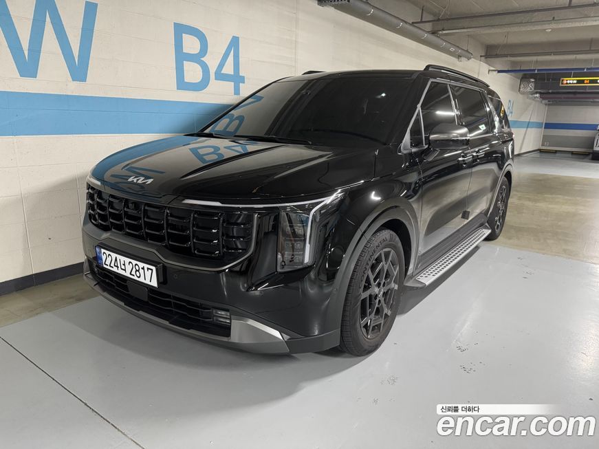 Kia Carnival 9-Seater Gravity, 2025