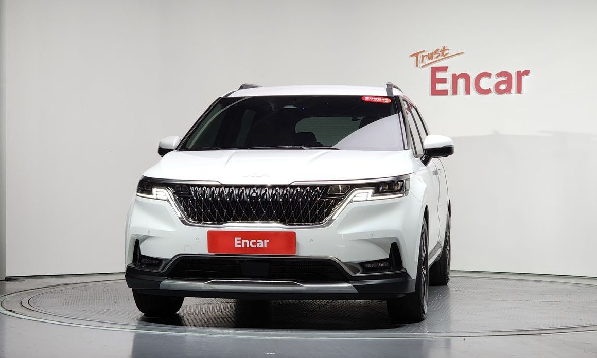 Kia Carnival 9-Seater Signature, 2023