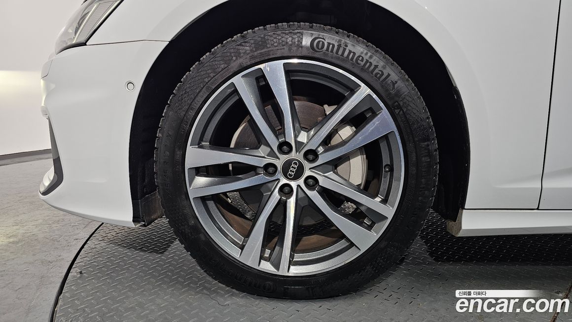 Audi A6 45 TFSI Quattro Premium, 2022