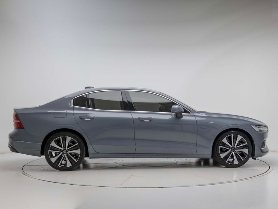 Volvo S60 B5 Ultimate Bright, 2023
