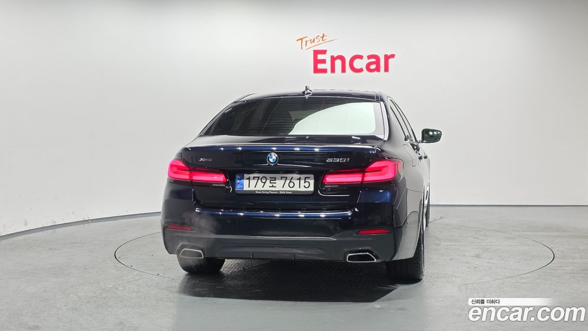 BMW 5-Series 530i xDrive M Sport Package, 2022