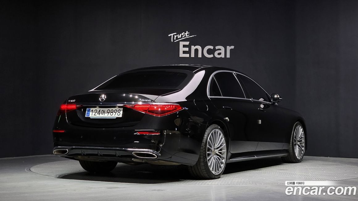 Mercedes-Benz S-Class S500L 4MATIC, 2023