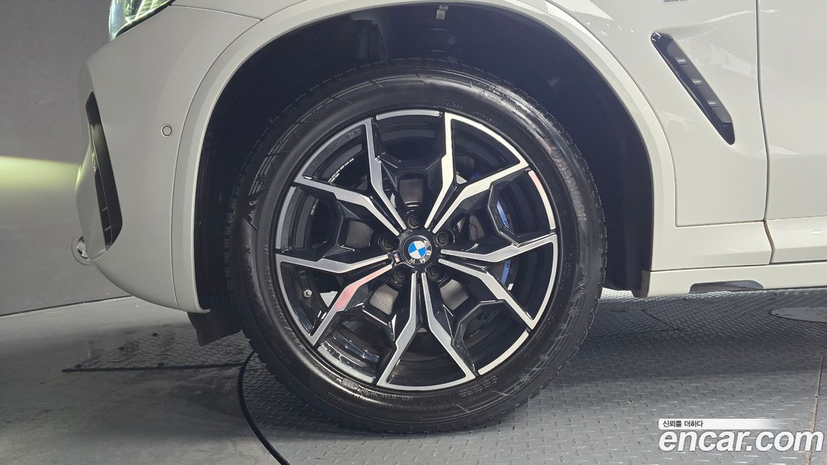 BMW X4 xDrive20i M Sport, 2023