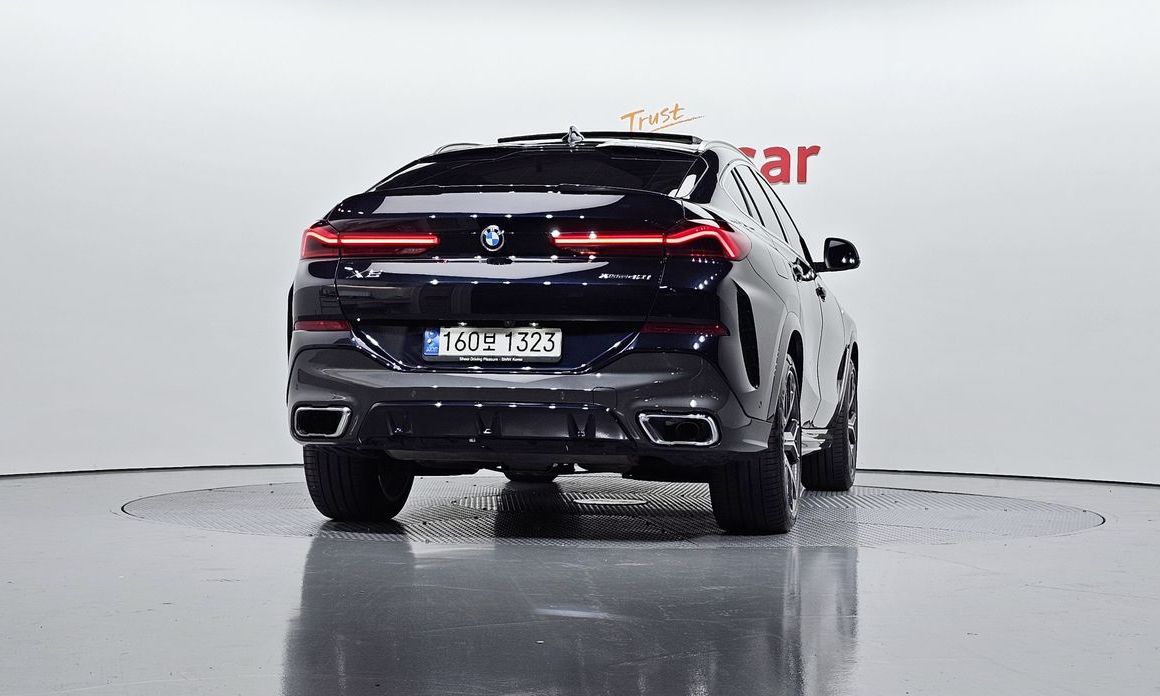 BMW X6 xDrive40i M Sport, 2022
