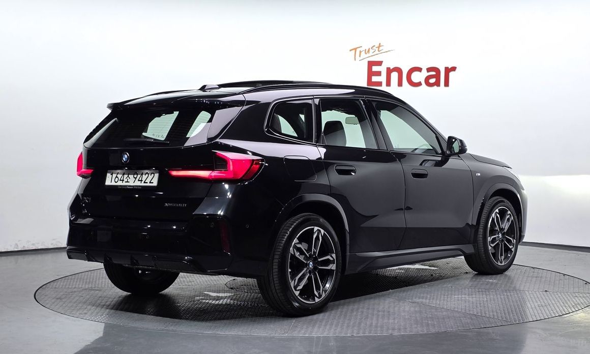 BMW X1 xDrive 20i M Sport, 2025