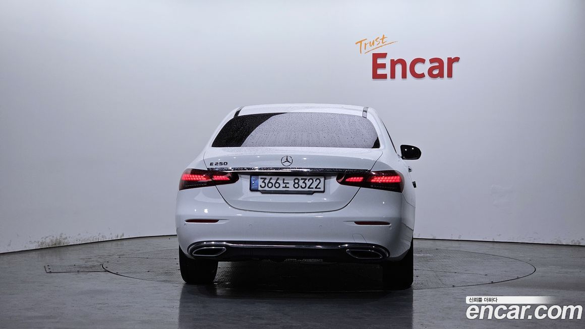 Mercedes-Benz E-Class E250 Avantgarde, 2022