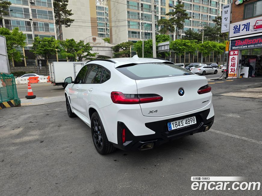 BMW X4 xDrive20i M Sports Pro, 2023