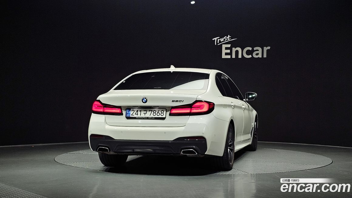 BMW 5-Series 520i M Sport, 2023