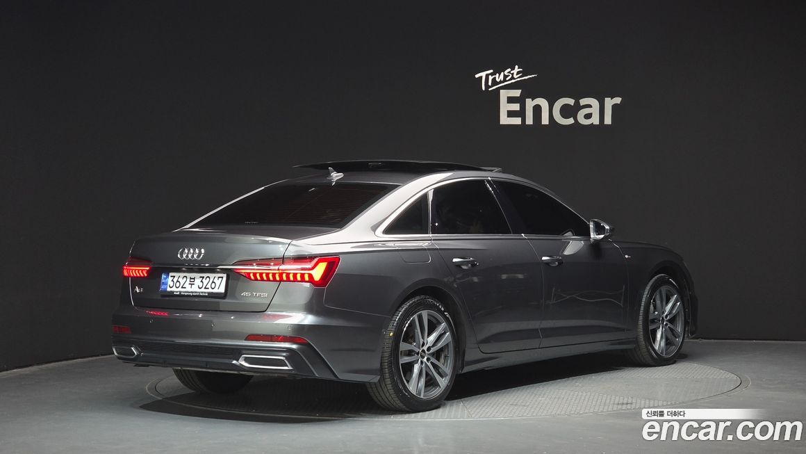 Audi A6 45 TFSI Premium, 2022