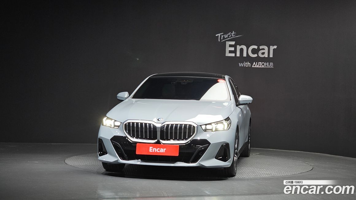 BMW 5-Series 520i M Sport, 2024