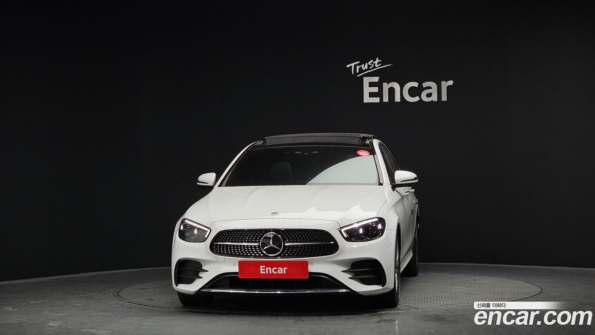 Mercedes-Benz E-Class E350 4MATIC AMG Line, 2022