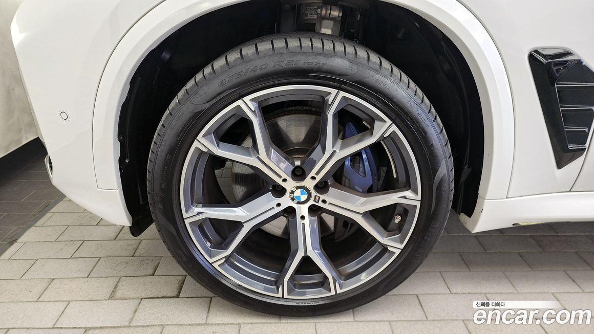 BMW X5 xDrive 40i M Sport, 2024