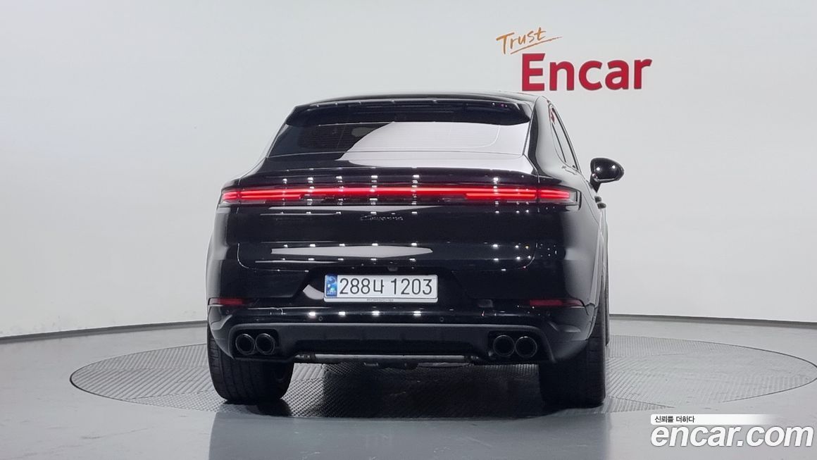 Porsche Cayenne 3.0 Coupe, 2024