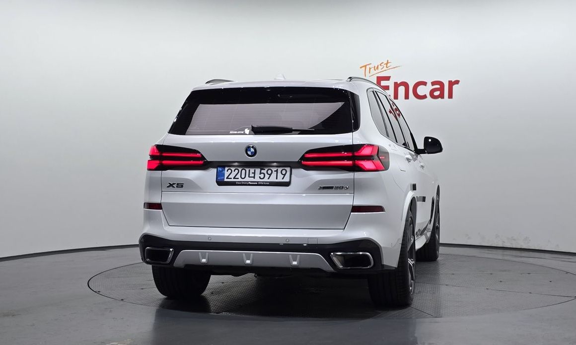 BMW X5 xDrive 30d M Sport, 2025
