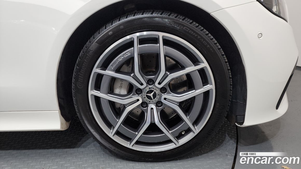 Mercedes-Benz E-Class E300d 4MATIC Coupe, 2023