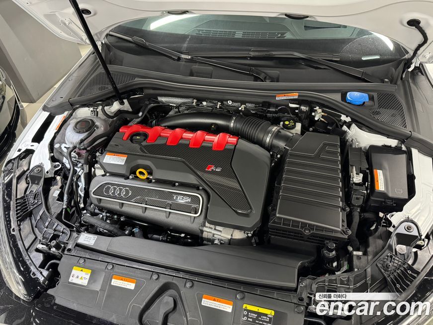 Audi RS3 2.5 TFSI Quattro Carbon Edition, 2025