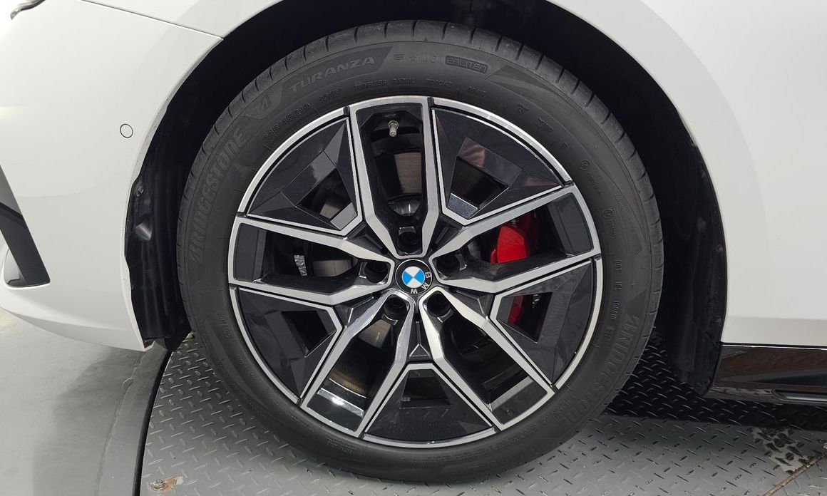 BMW 5-Series 520i Special Edition, 2026