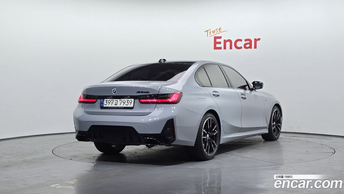 BMW 3-Series M340i Pro, 2024