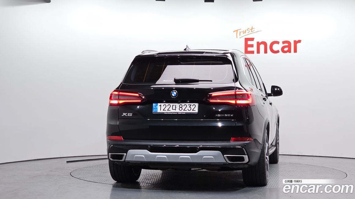 BMW X5 xDrive 30d xLine, 2022
