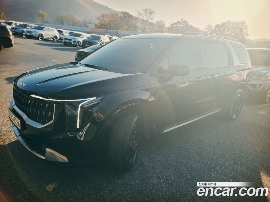 Kia Carnival 9-Seater Noblesse, 2025