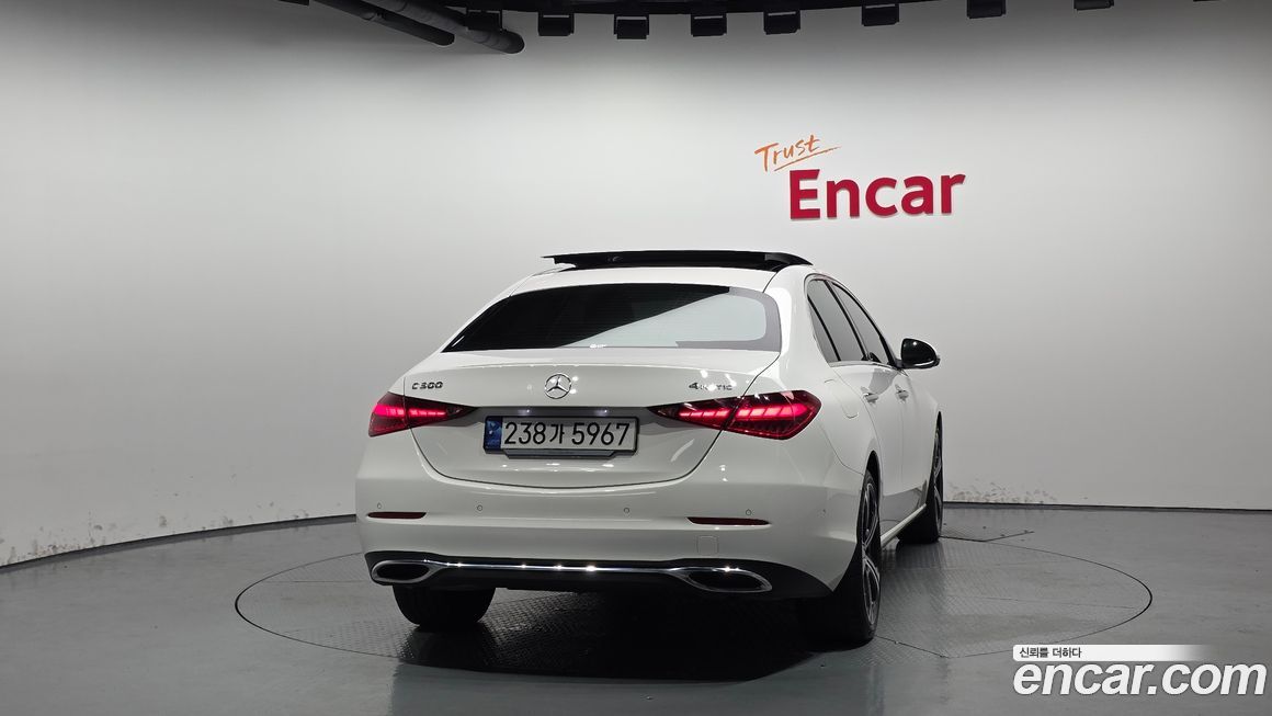 Mercedes-Benz C-Class C300 4MATIC Avantgarde, 2023