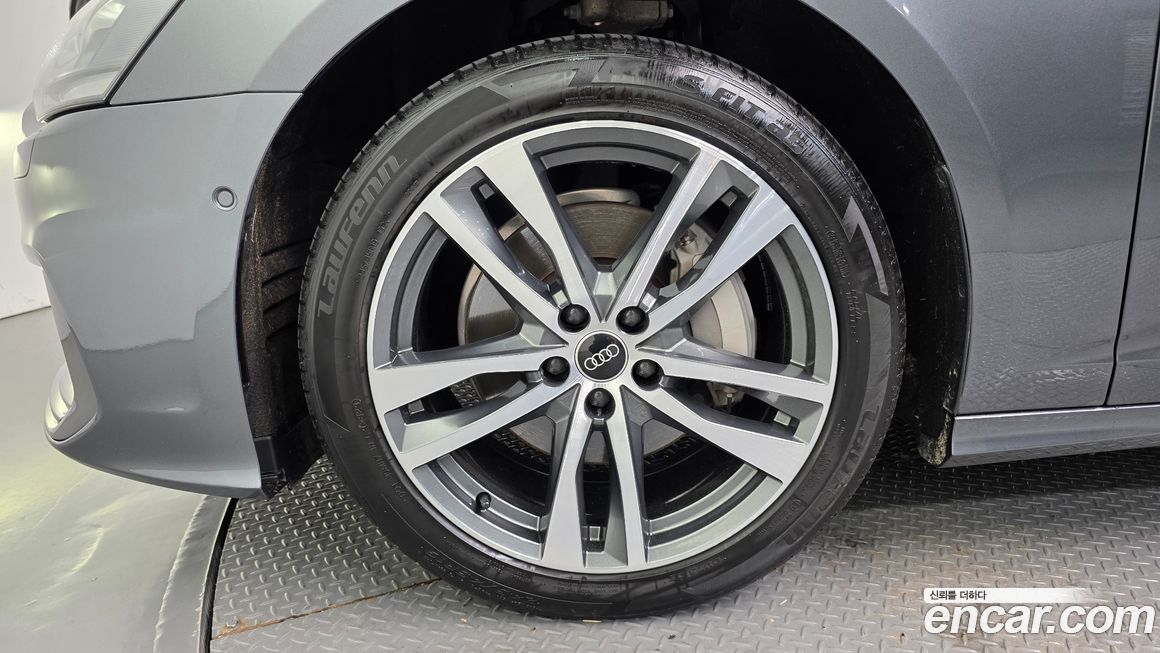 Audi A6 45 TFSI Premium, 2023