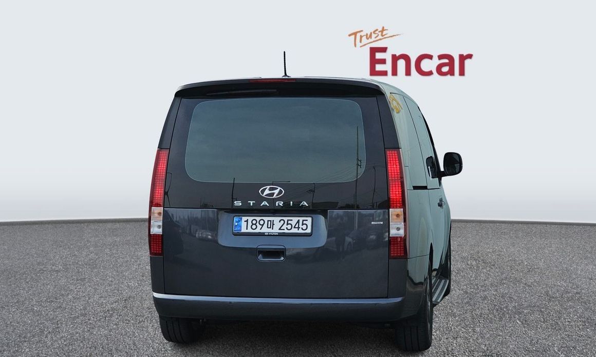 Hyundai Staria Tourer 9-Seater, 2024