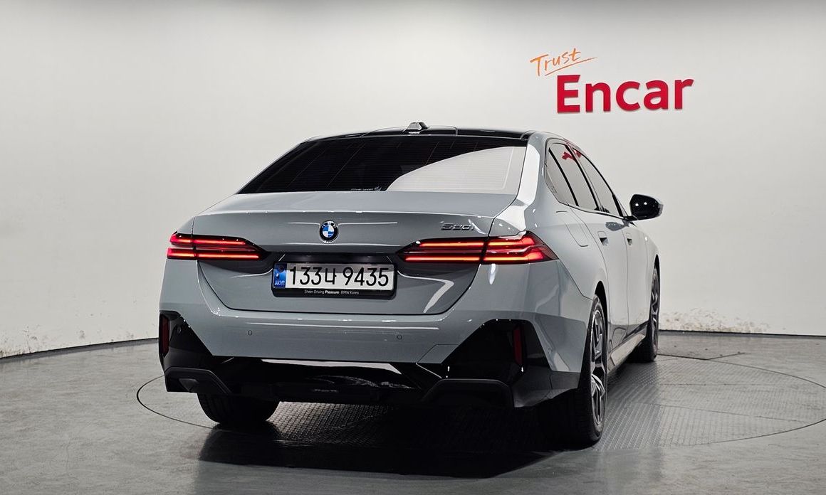 BMW 5-Series 520i M Sport, 2024