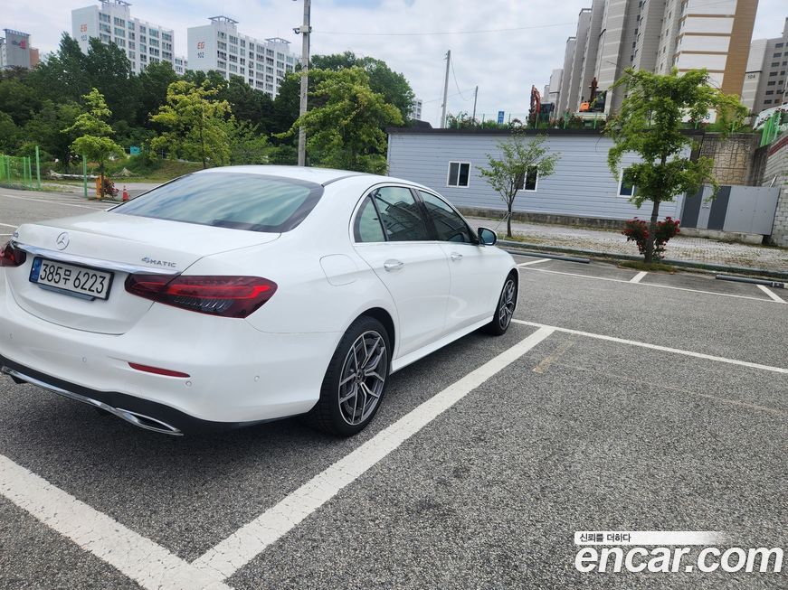 Mercedes-Benz E-Class E220d 4MATIC AMG Line, 2023