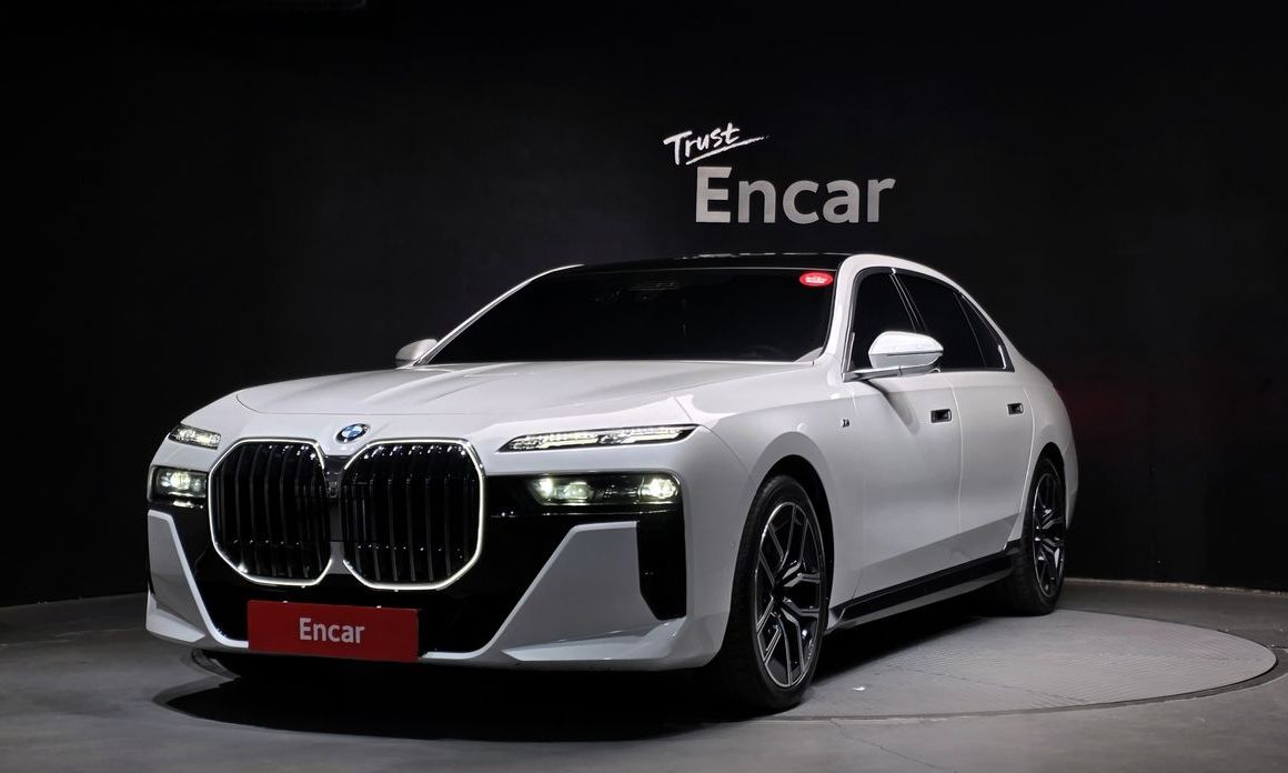 BMW 7-Series 740i xDrive M Sport, 2024