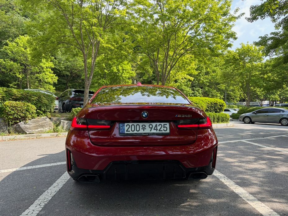 BMW 3-Series M340i Pro First edition, 2025