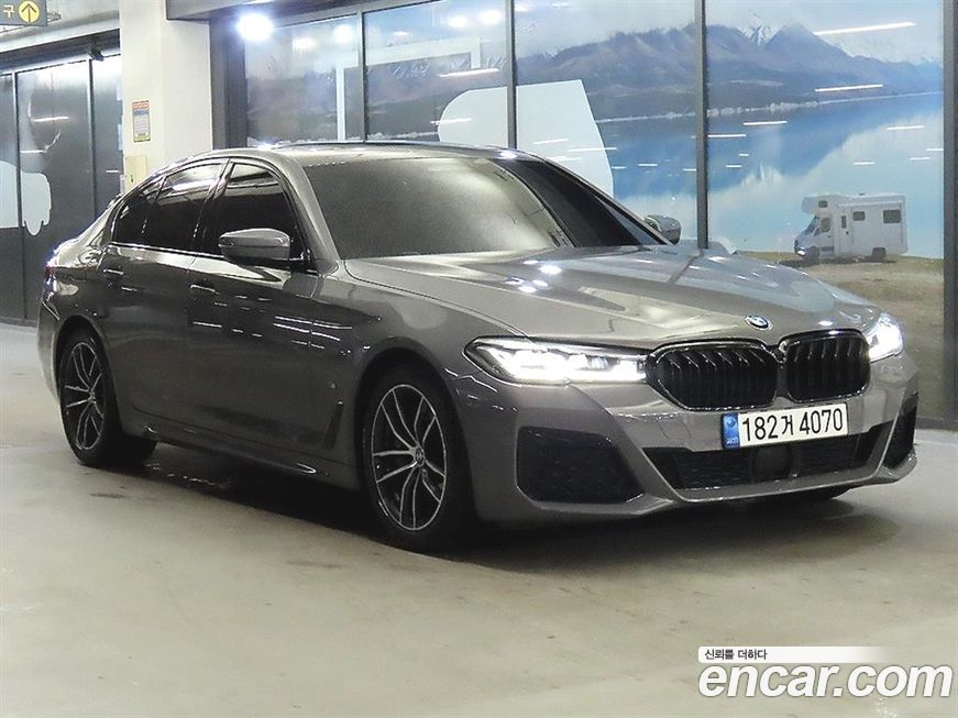 BMW 5-Series 520i M Sport, 2022