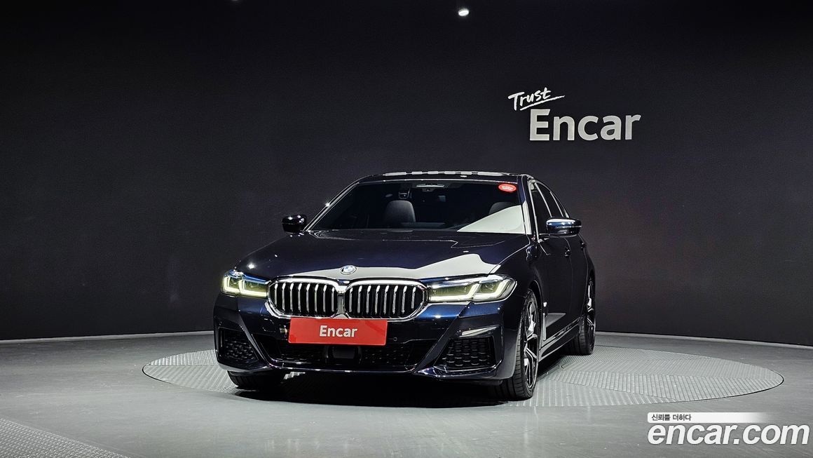 BMW 5-Series 530i M Sport Package, 2023