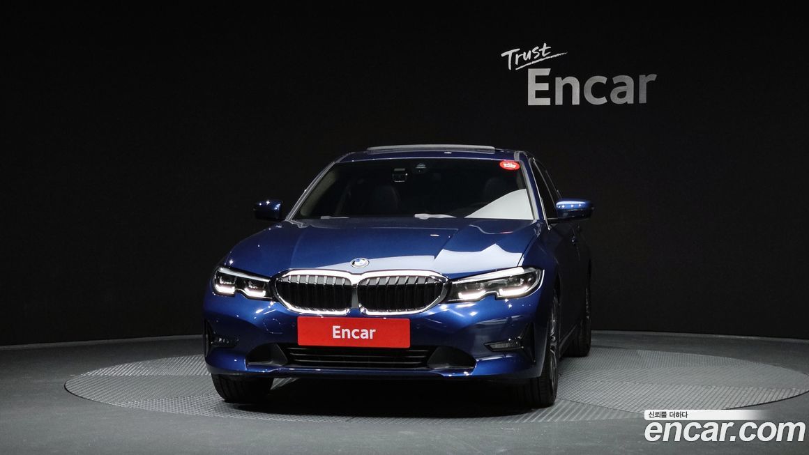 BMW 3-Series 320i, 2022