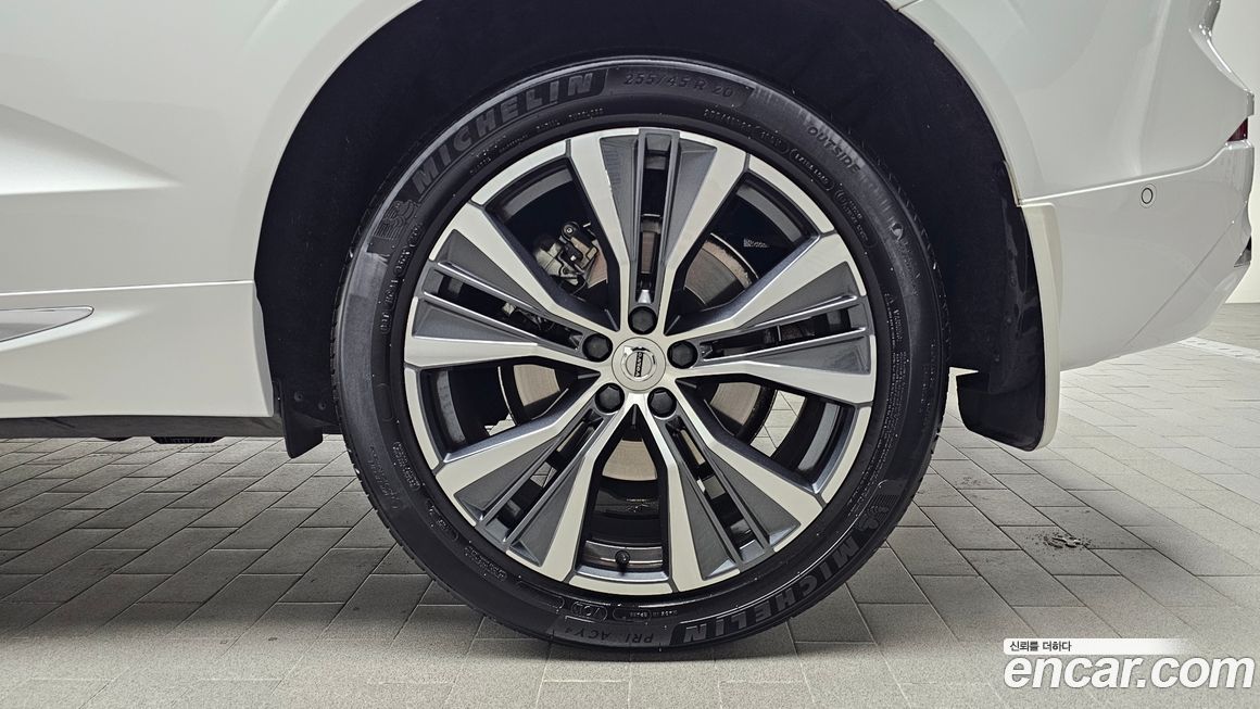 Volvo XC60 B6 Inscirtion, 2022