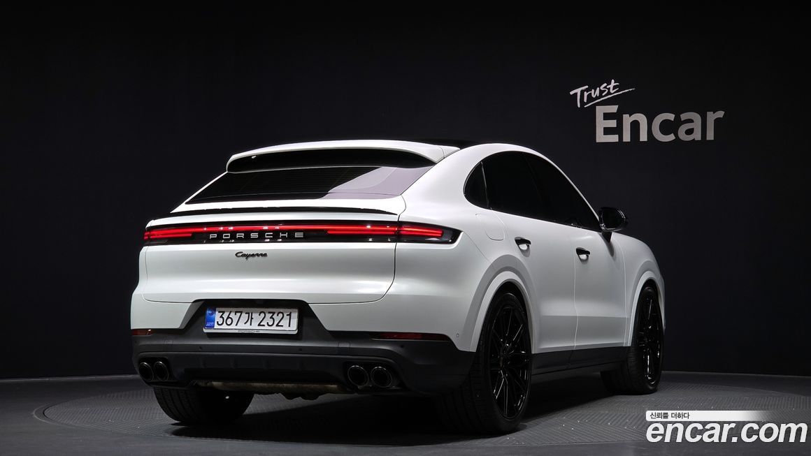 Porsche Cayenne 3.0 Coupe, 2024