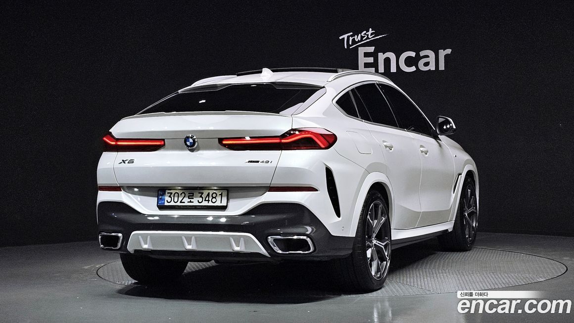 BMW X6 xDrive40i M Sport, 2022