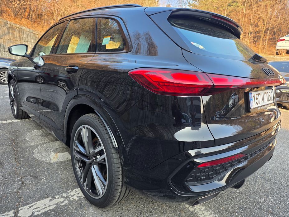 Audi Q5 45 TFSI Quattro S Line Black Ediiton, 2025