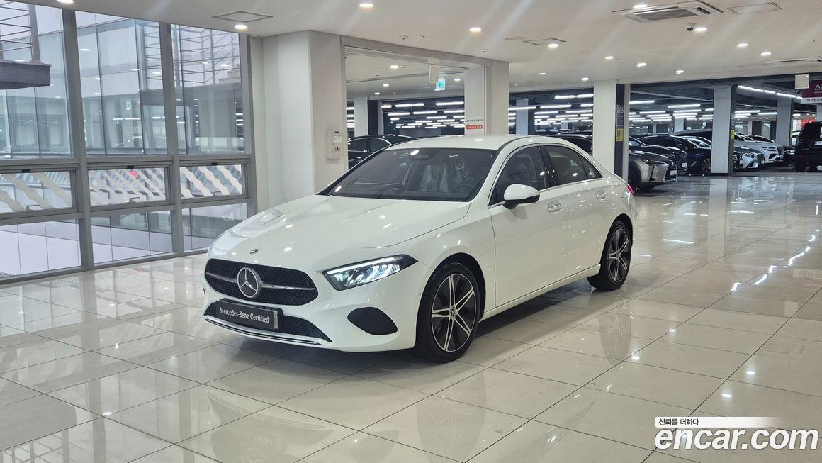 Mercedes-Benz A-Class A220 Sedan, 2026