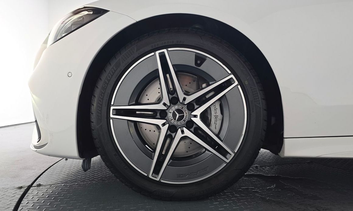 Mercedes-Benz C-Class C200 AMG Line, 2024