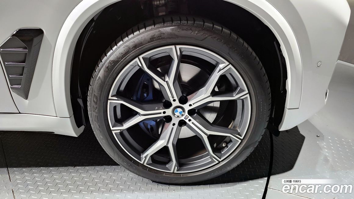 BMW X5 xDrive 30d M Sport, 2025