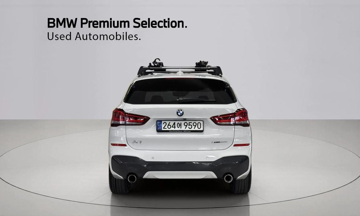 BMW X1 xDrive 20i M Sport, 2022
