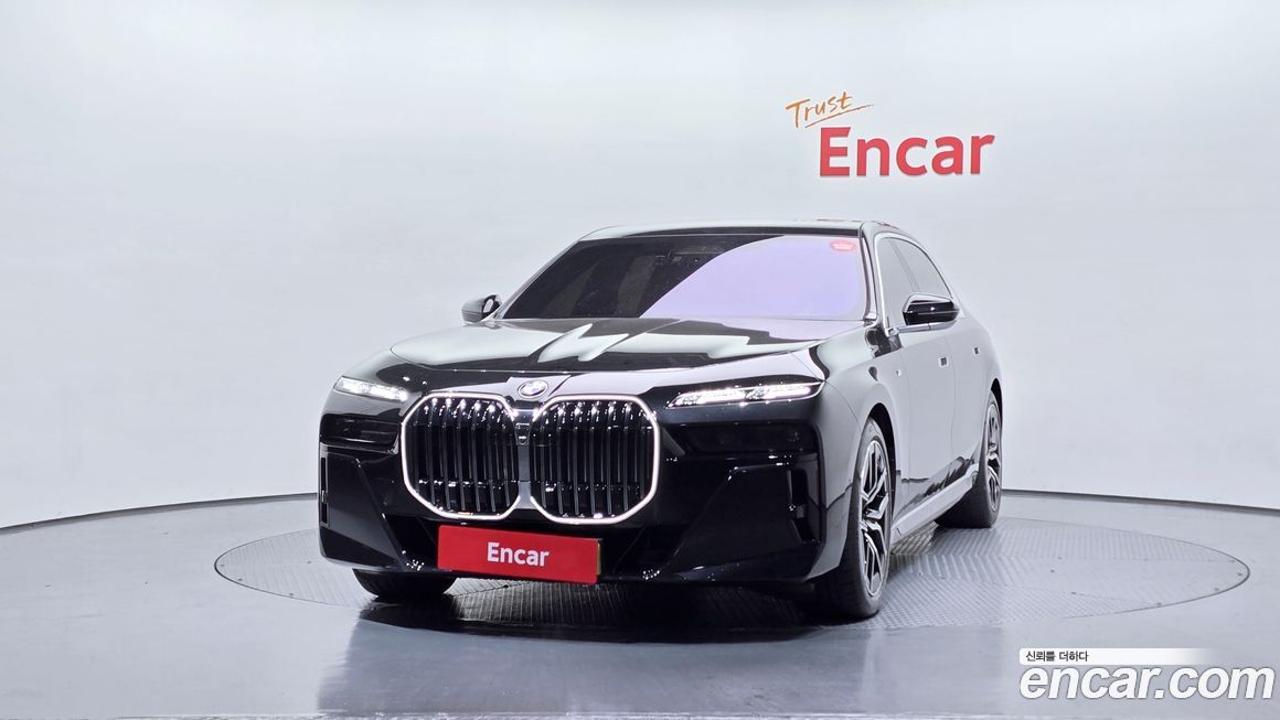 BMW 7-Series 740d xDrive M Sport, 2025