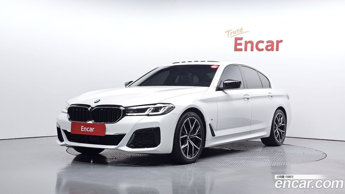 BMW 5-Series 530i xDrive M Sport Package, 2023