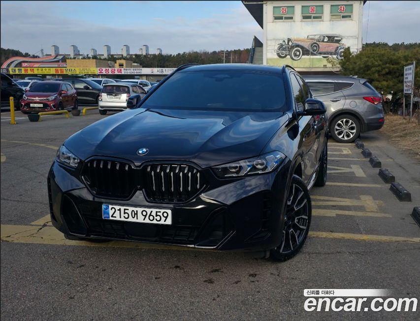 BMW X6 xDrive40i M Sport, 2024