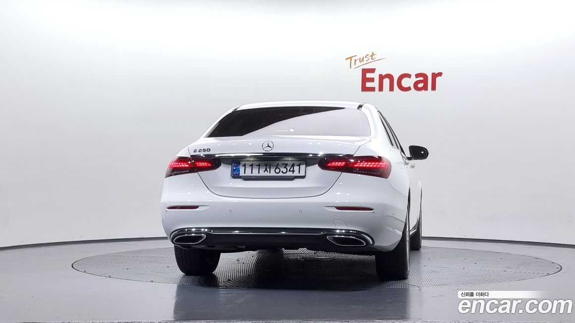 Mercedes-Benz E-Class E250 Exclusive, 2022