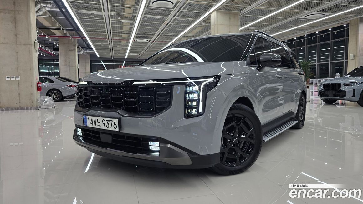 Kia Carnival 7-Seater Gravity, 2025